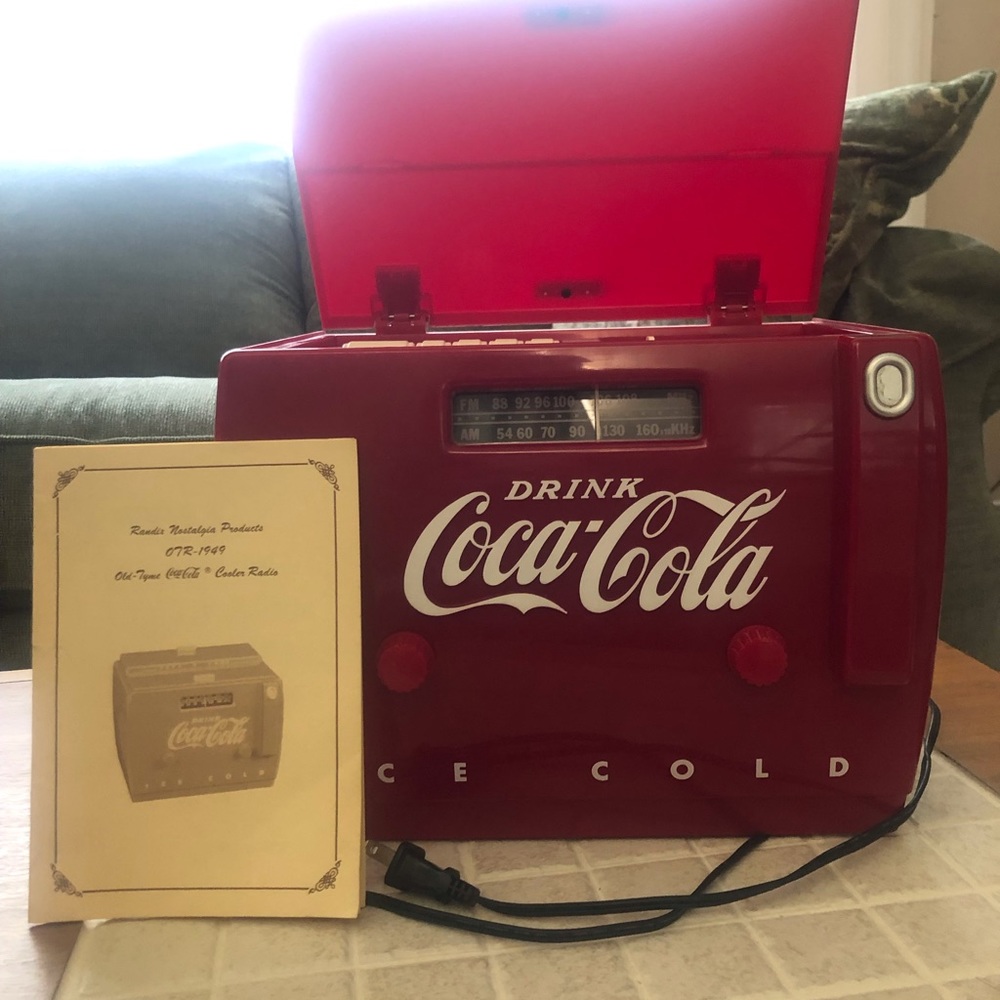 Old Tyme Coca Cola AM /FM Radio Cassette Player